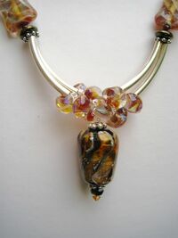 <div class='title'>Necklace #771</div><br><br><br>