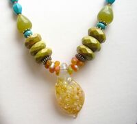 <div class='title'>Necklace #776</div><br><br><br>