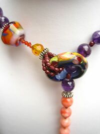 <div class='title'>Necklace #781</div><br><br><br>